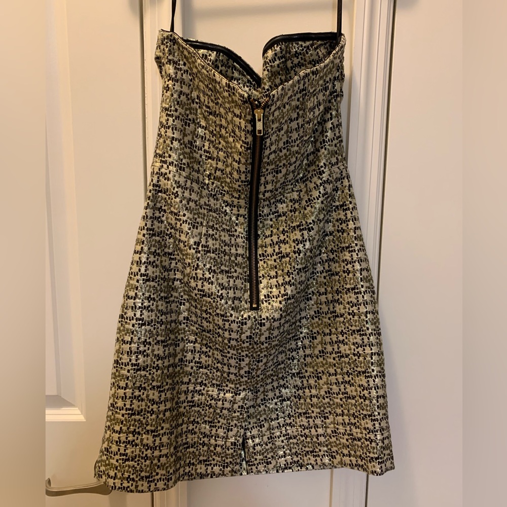 H&M Women’s Sleeveless Gold & Black Cocktail Dress - Picture 3 of 4
